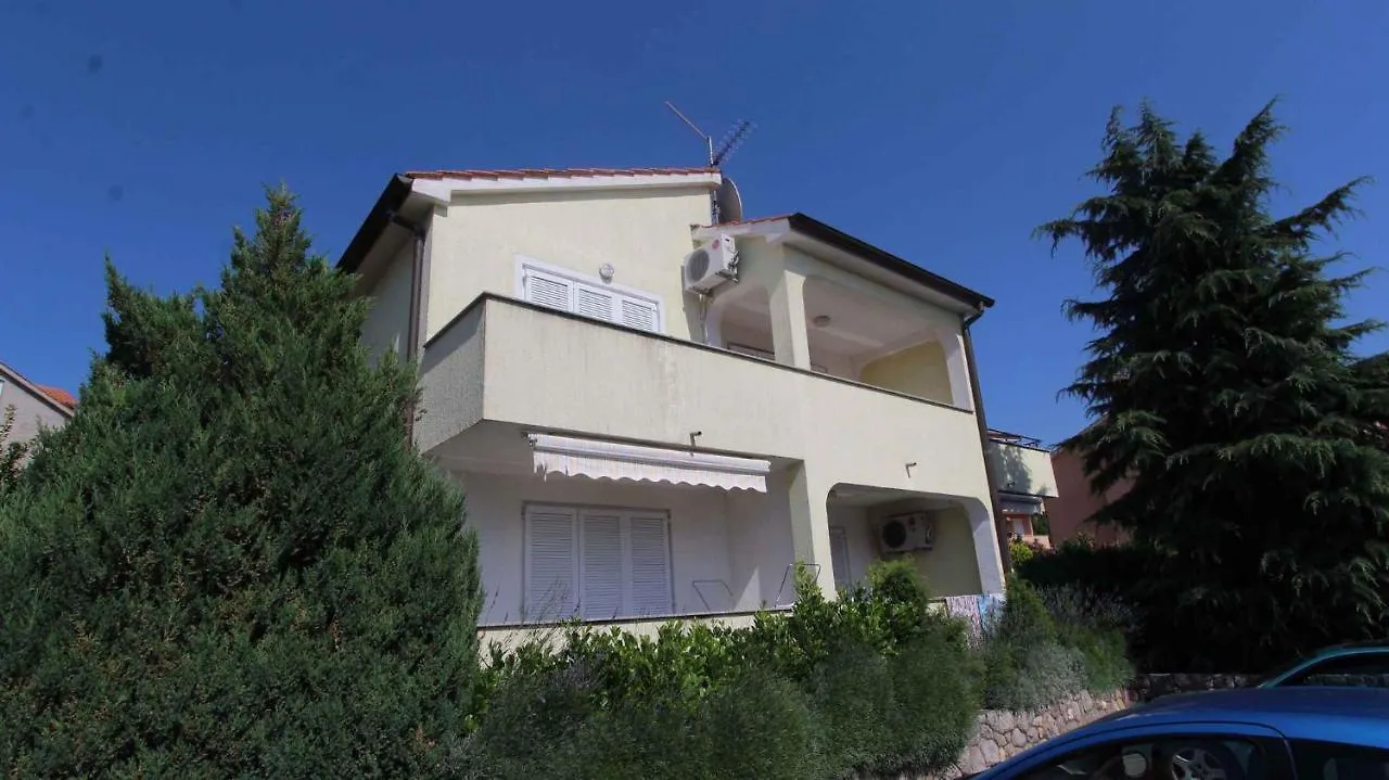 Holiday Home Malinska 1