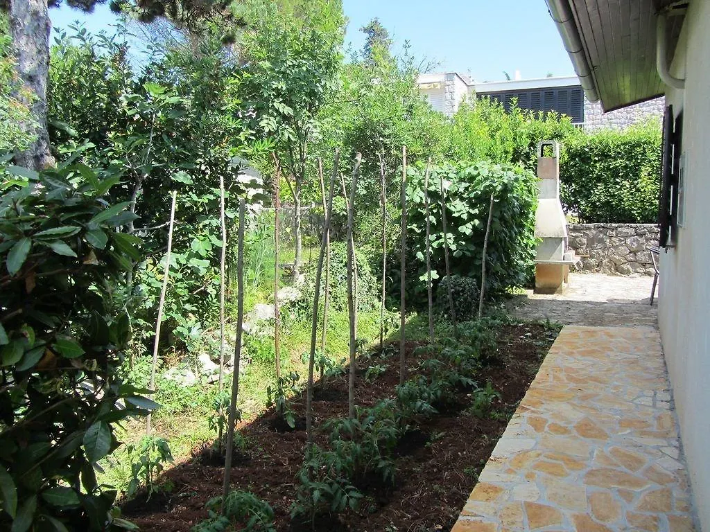 Holiday Home Malinska 1 0*,